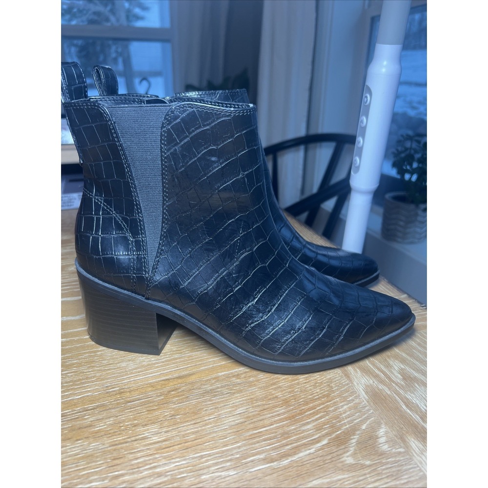 A New‎ Day Black Pointed Toe Ankle Boots Size 10 Block Heel Faux Leather Zip